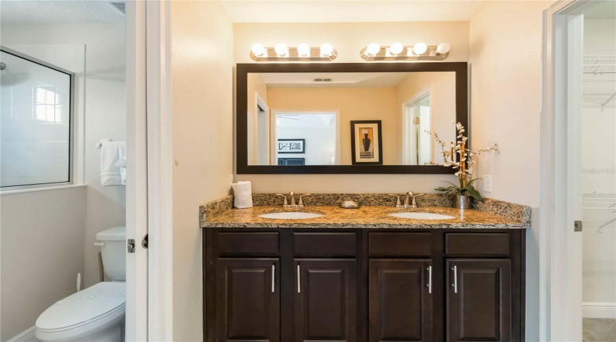 Davenport, Florida 33896, 4 Bedrooms Bedrooms, ,3 Bathroomsbathrooms,Residential,For Sale,Roseville Blvd,Mfro6313010