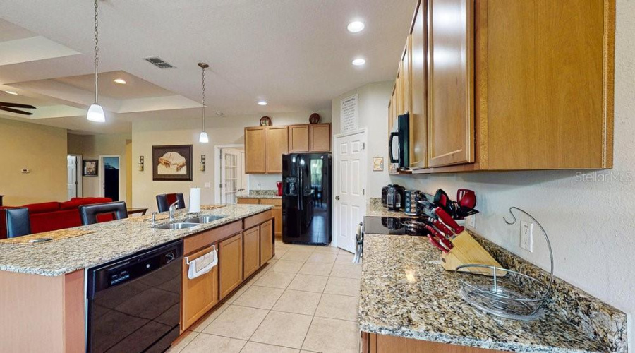 Kissimmee, Florida 34746, 4 Bedrooms Bedrooms, ,2 Bathroomsbathrooms,Residential,For Sale,Brassie,Mfrs5127760