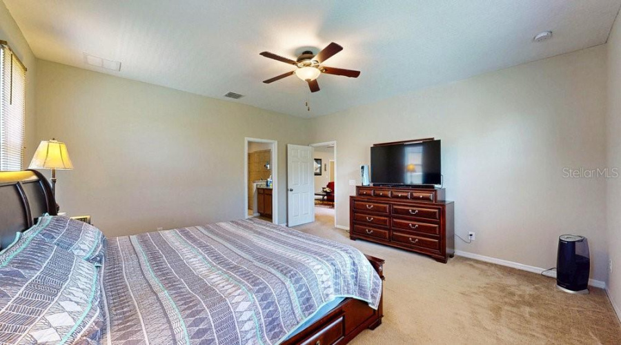 Kissimmee, Florida 34746, 4 Bedrooms Bedrooms, ,2 Bathroomsbathrooms,Residential,For Sale,Brassie,Mfrs5127760