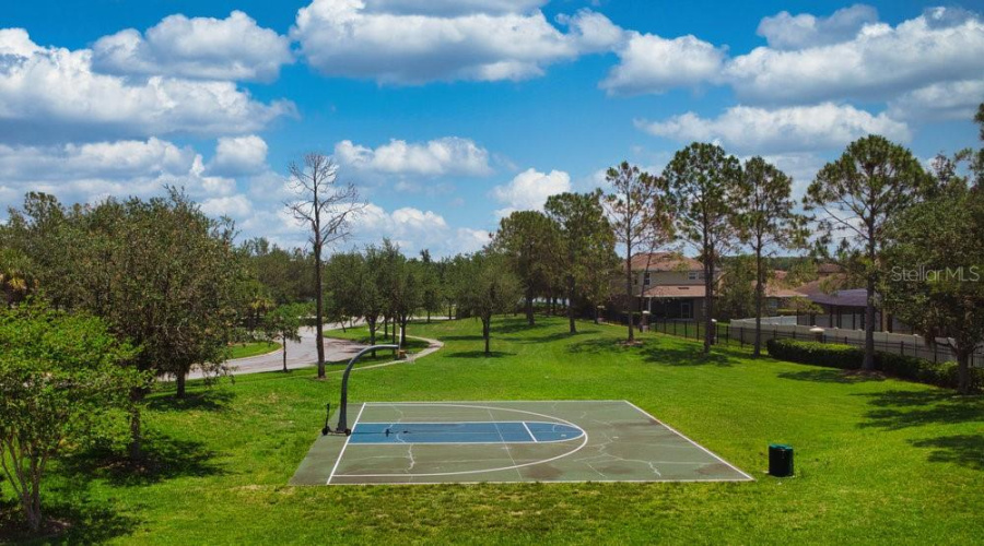 Kissimmee, Florida 34746, 4 Bedrooms Bedrooms, ,2 Bathroomsbathrooms,Residential,For Sale,Brassie,Mfrs5127760