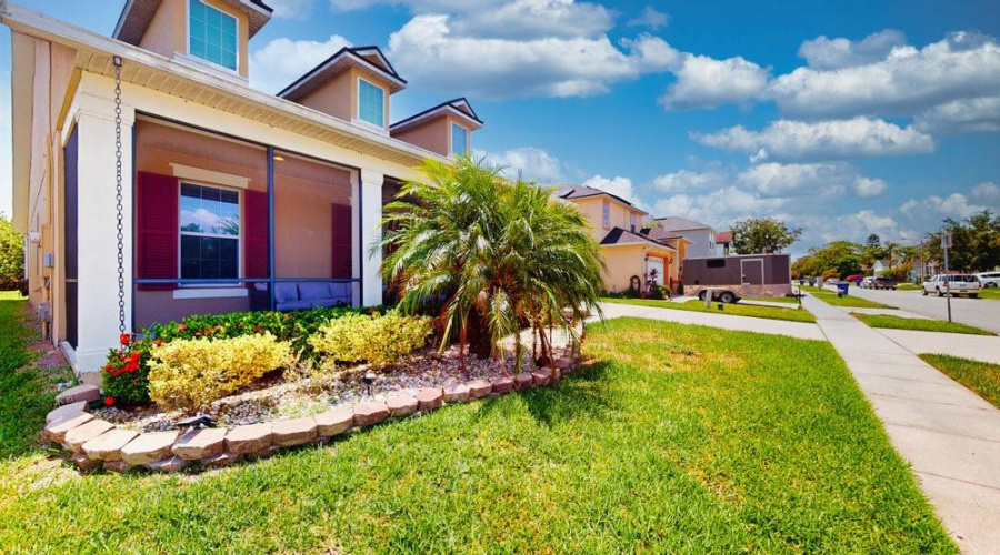 Kissimmee, Florida 34746, 4 Bedrooms Bedrooms, ,2 Bathroomsbathrooms,Residential,For Sale,Brassie,Mfrs5127760