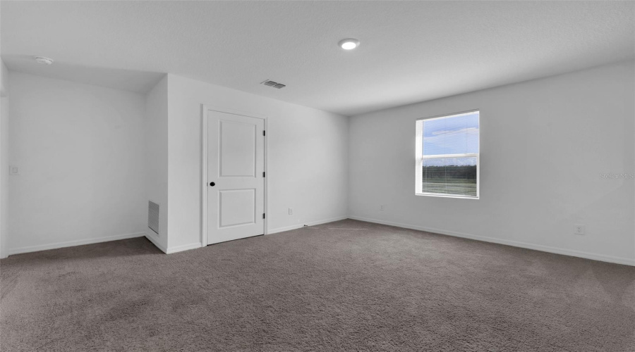 Upstairs - Loft