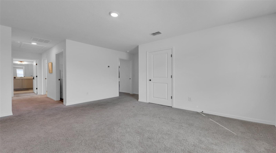 Upstairs - Loft