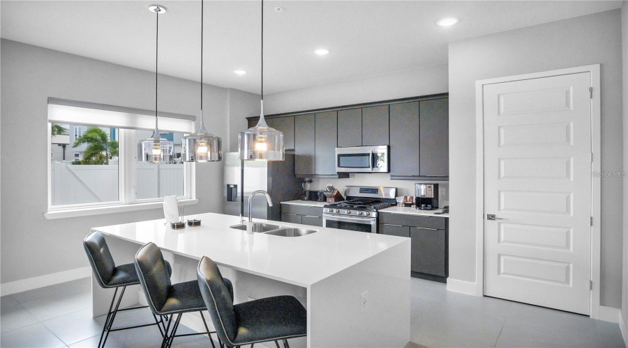 Reunion, Florida 34747, 3 Bedrooms Bedrooms, ,2 Bathroomsbathrooms,Residential,For Sale,Sandy Ridge,Mfrg5088510