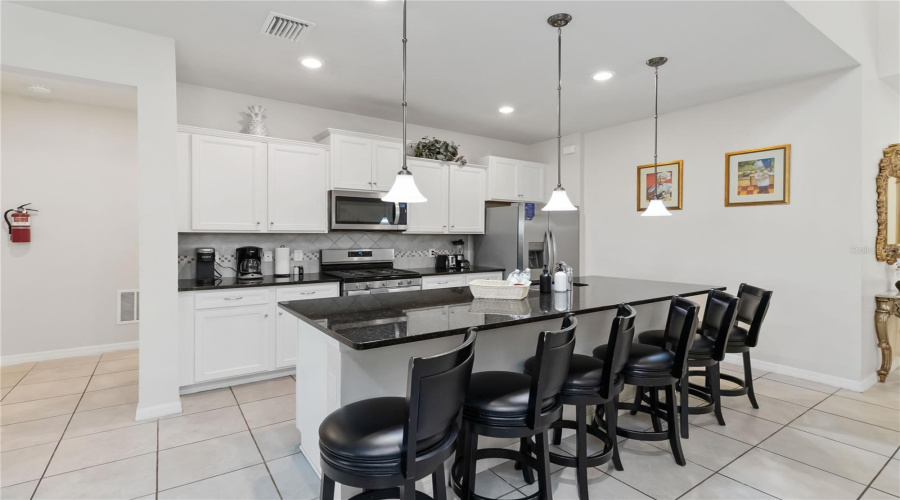 Davenport, Florida 33837, 7 Bedrooms Bedrooms, ,5 Bathroomsbathrooms,Residential,For Sale,Misty Oak Cir,Mfra4654311