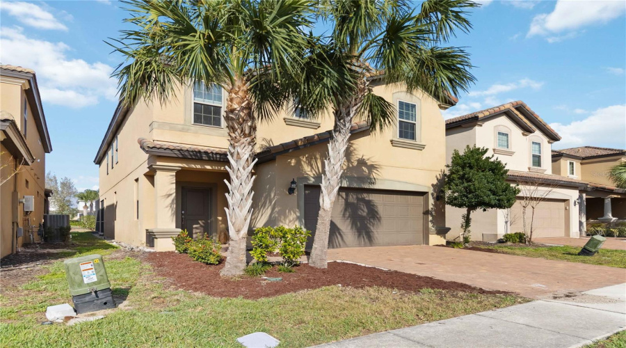 Davenport, Florida 33837, 7 Bedrooms Bedrooms, ,5 Bathroomsbathrooms,Residential,For Sale,Misty Oak Cir,Mfra4654311