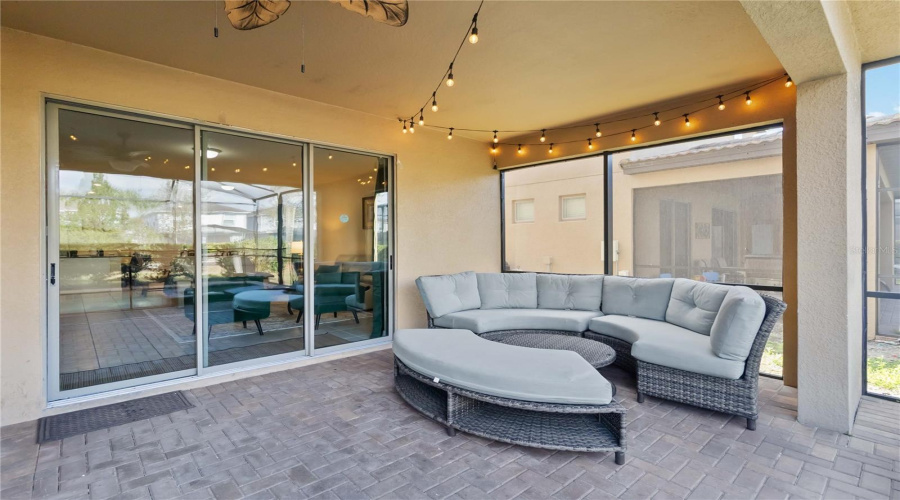 Davenport, Florida 33837, 7 Bedrooms Bedrooms, ,5 Bathroomsbathrooms,Residential,For Sale,Misty Oak Cir,Mfra4654311