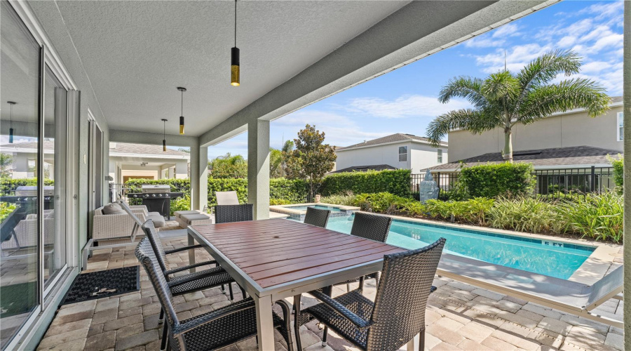 Kissimmee, Florida 34747, 5 Bedrooms Bedrooms, ,5 Bathroomsbathrooms,Residential,For Sale,Novi,Mfro6309048