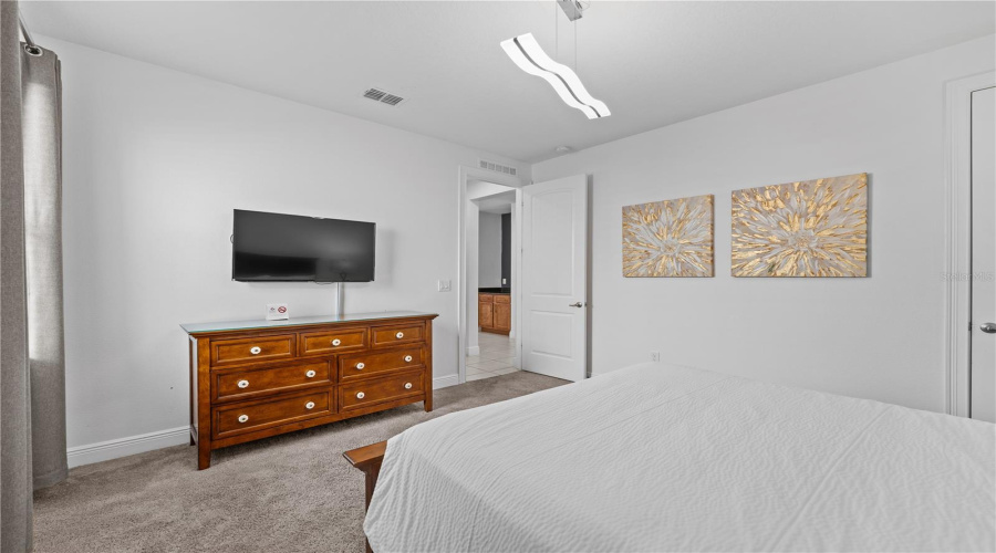 Kissimmee, Florida 34747, 5 Bedrooms Bedrooms, ,5 Bathroomsbathrooms,Residential,For Sale,Novi,Mfro6309048