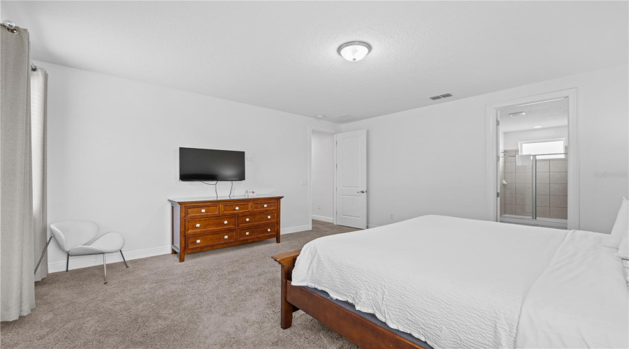 Kissimmee, Florida 34747, 5 Bedrooms Bedrooms, ,5 Bathroomsbathrooms,Residential,For Sale,Novi,Mfro6309048