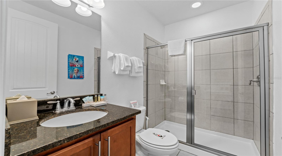 Kissimmee, Florida 34747, 5 Bedrooms Bedrooms, ,5 Bathroomsbathrooms,Residential,For Sale,Novi,Mfro6309048