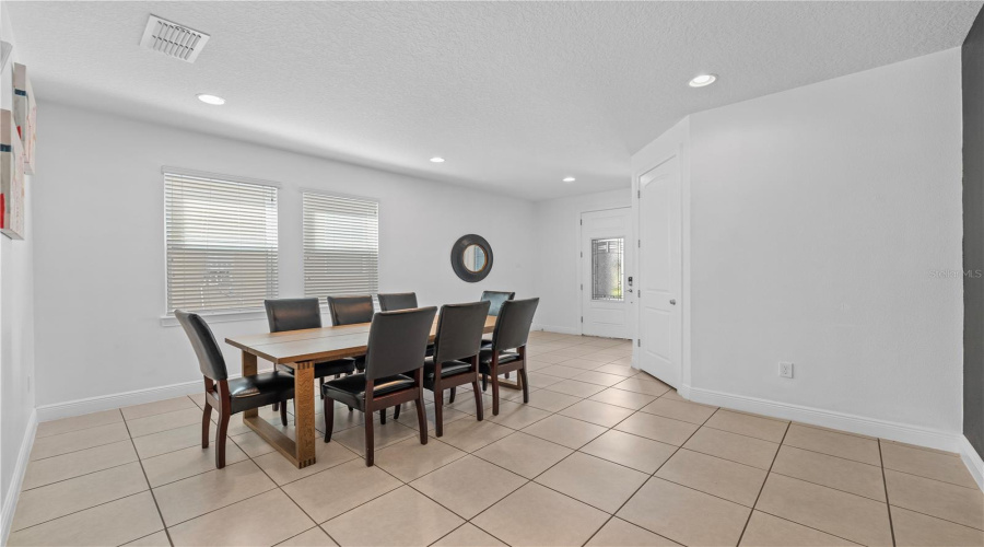 Kissimmee, Florida 34747, 5 Bedrooms Bedrooms, ,5 Bathroomsbathrooms,Residential,For Sale,Novi,Mfro6309048