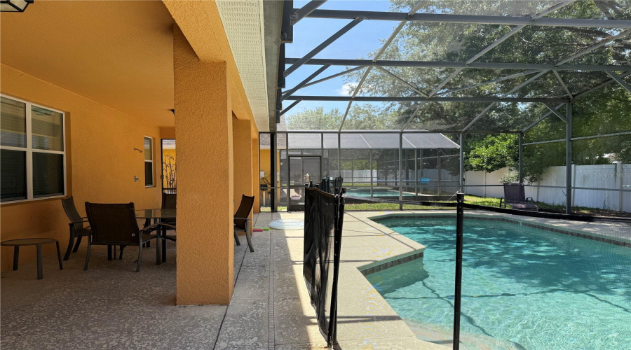 Kissimmee, Florida 34746, 6 Bedrooms Bedrooms, ,5 Bathroomsbathrooms,Residential,For Sale,Dharma,Mfrs5127601
