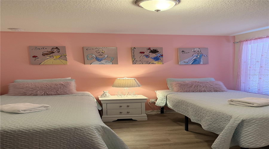 KISSIMMEE, Florida 34746, 6 Bedrooms Bedrooms, ,5 BathroomsBathrooms,Residential,For Sale,DHARMA,0,MFRS5127601