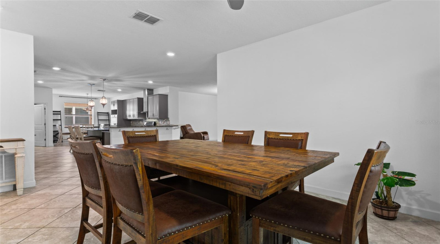 DAVENPORT, Florida 33837, 4 Bedrooms Bedrooms, ,3 BathroomsBathrooms,Residential,For Sale,CORTLAND,MFRS5127887