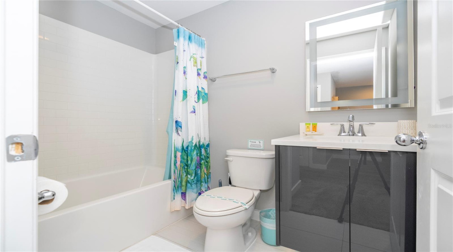 KISSIMMEE, Florida 34746, 4 Bedrooms Bedrooms, ,3 BathroomsBathrooms,Residential,For Sale,LE REVE,0,MFRO6313594