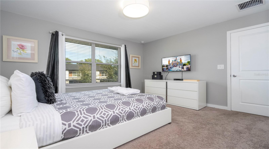 KISSIMMEE, Florida 34746, 4 Bedrooms Bedrooms, ,3 BathroomsBathrooms,Residential,For Sale,LE REVE,0,MFRO6313594
