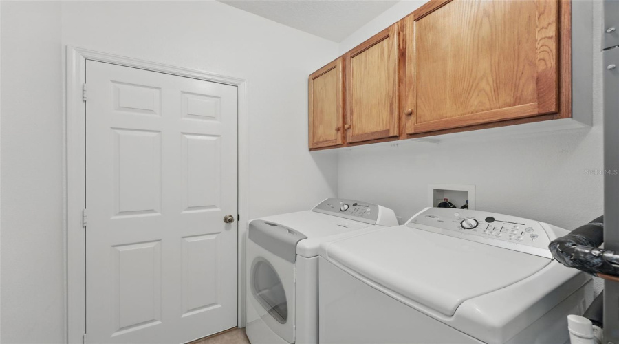 Davenport, Florida 33837, 3 Bedrooms Bedrooms, ,2 Bathroomsbathrooms,Residential,For Sale,Graystone,Mfrtb8391089