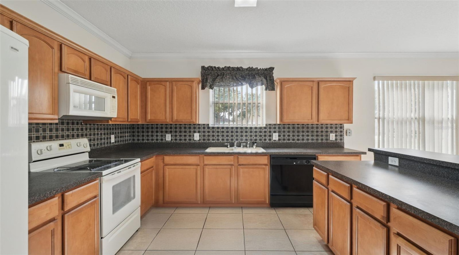 Davenport, Florida 33837, 3 Bedrooms Bedrooms, ,2 Bathroomsbathrooms,Residential,For Sale,Graystone,Mfrtb8391089