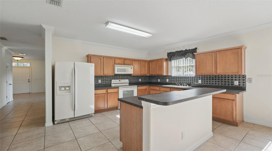 Davenport, Florida 33837, 3 Bedrooms Bedrooms, ,2 Bathroomsbathrooms,Residential,For Sale,Graystone,Mfrtb8391089
