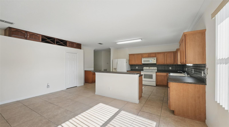 Davenport, Florida 33837, 3 Bedrooms Bedrooms, ,2 Bathroomsbathrooms,Residential,For Sale,Graystone,Mfrtb8391089