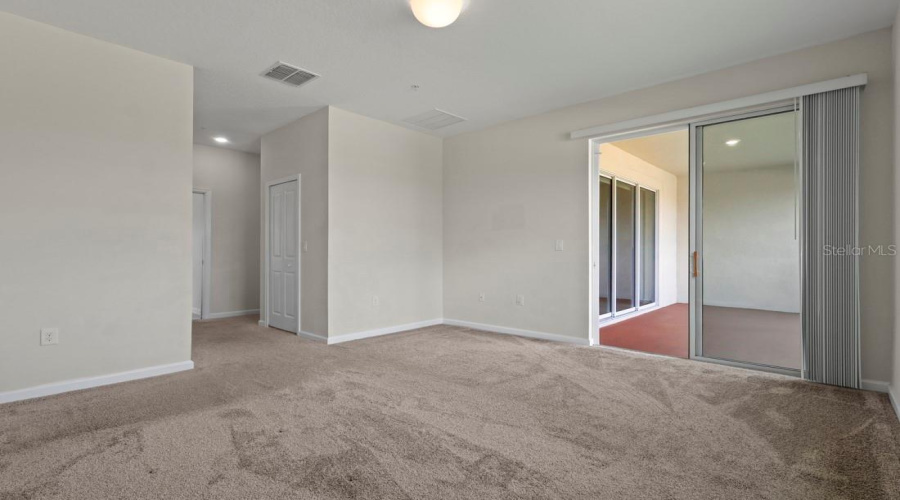 Davenport, Florida 33896, 3 Bedrooms Bedrooms, ,2 Bathroomsbathrooms,Residential,For Sale,Ocean Course,Mfro6313505