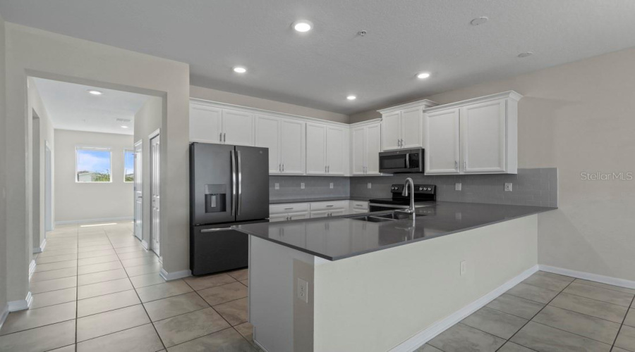 Davenport, Florida 33896, 3 Bedrooms Bedrooms, ,2 Bathroomsbathrooms,Residential,For Sale,Ocean Course,Mfro6313505
