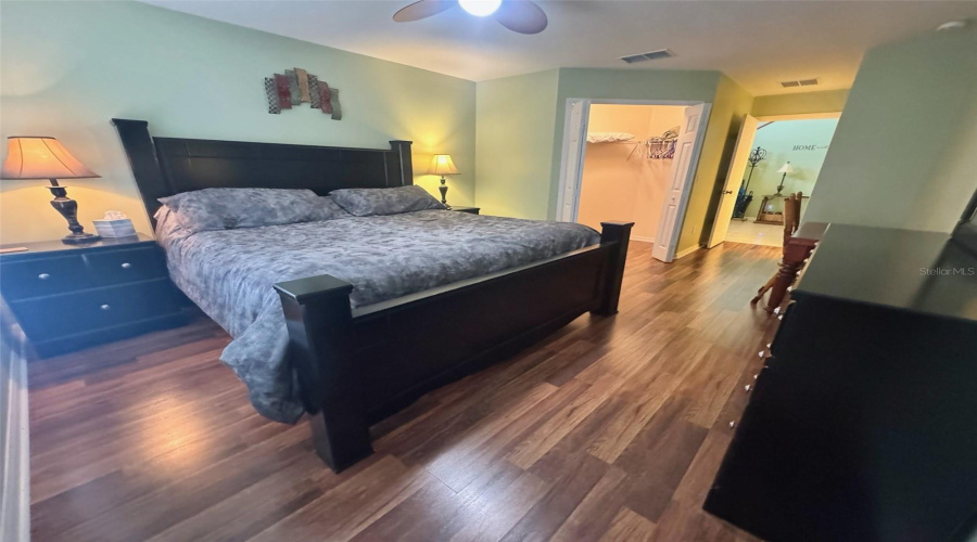 Davenport, Florida 33837, 5 Bedrooms Bedrooms, ,3 Bathroomsbathrooms,Residential,For Sale,Wildflower,Mfrs5127831