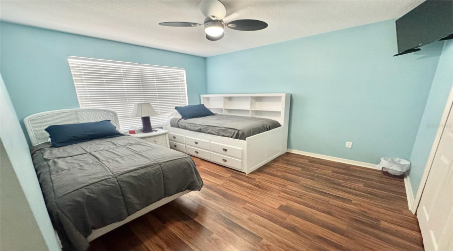 Davenport, Florida 33837, 5 Bedrooms Bedrooms, ,3 Bathroomsbathrooms,Residential,For Sale,Wildflower,Mfrs5127831