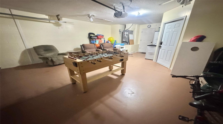 Davenport, Florida 33837, 5 Bedrooms Bedrooms, ,3 Bathroomsbathrooms,Residential,For Sale,Wildflower,Mfrs5127831