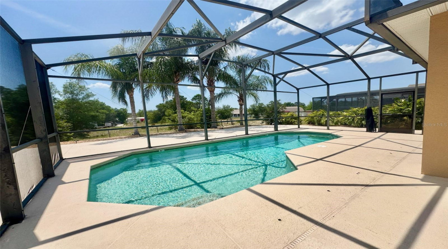 Davenport, Florida 33837, 5 Bedrooms Bedrooms, ,3 Bathroomsbathrooms,Residential,For Sale,Wildflower,Mfrs5127831