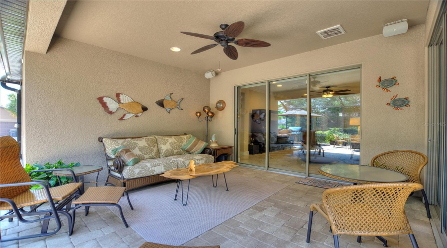 Davenport, Florida 33837, 3 Bedrooms Bedrooms, ,2 Bathroomsbathrooms,Residential,For Sale,Granada,Mfrtb8391067