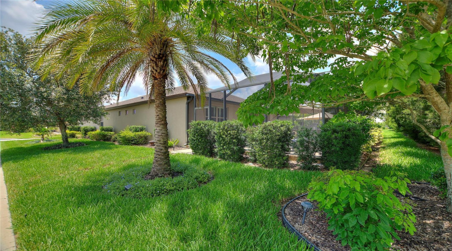 Davenport, Florida 33837, 3 Bedrooms Bedrooms, ,2 Bathroomsbathrooms,Residential,For Sale,Granada,Mfrtb8391067
