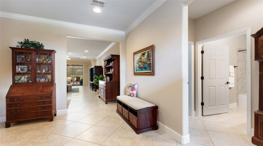 Davenport, Florida 33837, 3 Bedrooms Bedrooms, ,2 Bathroomsbathrooms,Residential,For Sale,Granada,Mfrtb8391067