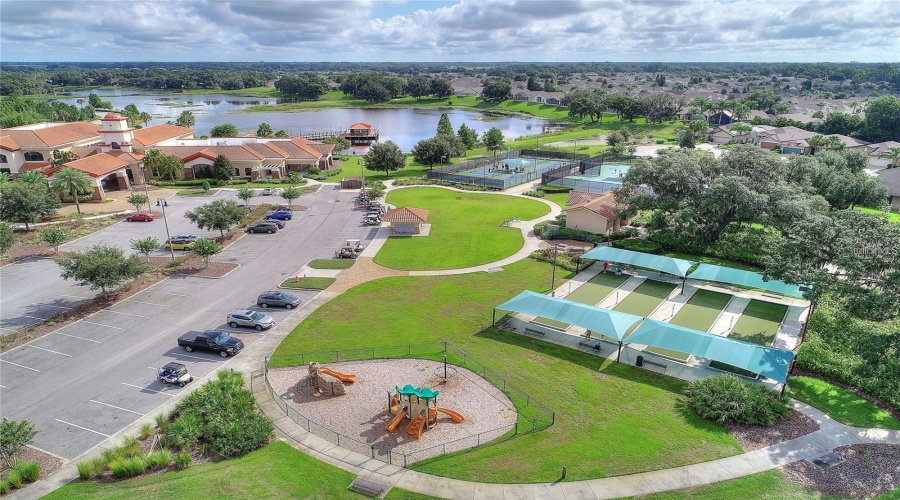 Davenport, Florida 33837, 3 Bedrooms Bedrooms, ,2 Bathroomsbathrooms,Residential,For Sale,Granada,Mfrtb8391067