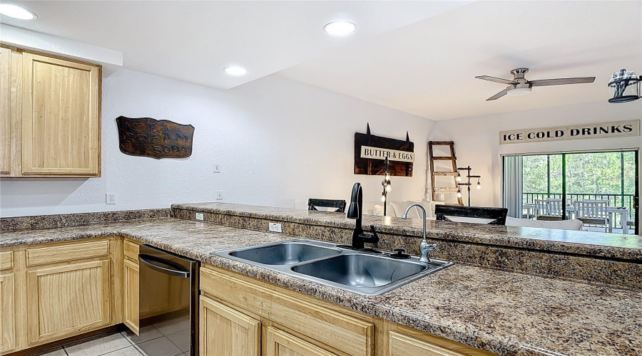 KISSIMMEE, Florida 34747, 2 Bedrooms Bedrooms, ,2 BathroomsBathrooms,Residential,For Sale,TREASURE TROVE,MFRS5127926