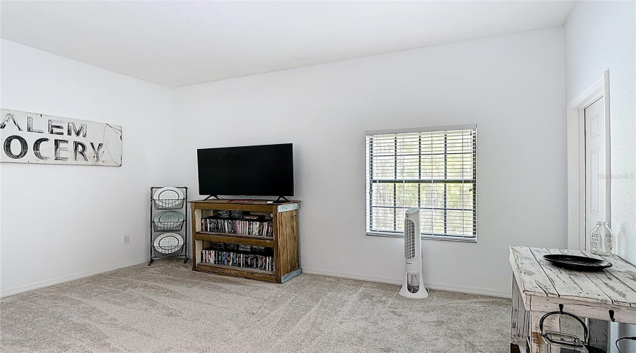 KISSIMMEE, Florida 34747, 2 Bedrooms Bedrooms, ,2 BathroomsBathrooms,Residential,For Sale,TREASURE TROVE,MFRS5127926