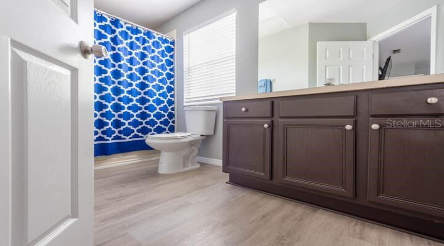 Davenport, Florida 33897, 3 Bedrooms Bedrooms, ,3 Bathroomsbathrooms,Residential,For Sale,Calabria,Mfro6313698