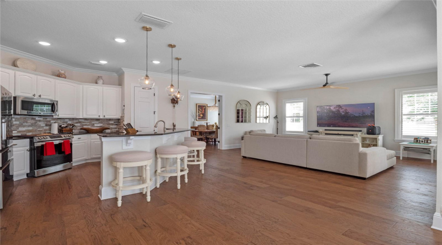 Celebration, Florida 34747, 4 Bedrooms Bedrooms, ,3 Bathroomsbathrooms,Residential,For Sale,Stickley,Mfro6313373