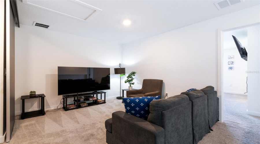 KISSIMMEE, Florida 34747, 3 Bedrooms Bedrooms, ,3 BathroomsBathrooms,Residential,For Sale,TRANQUIL TRAIL,0,MFRTB8389467