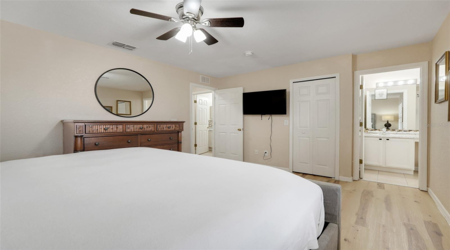 Davenport, Florida 33897, 3 Bedrooms Bedrooms, ,2 Bathroomsbathrooms,Residential,For Sale,Calabria,Mfro6313877
