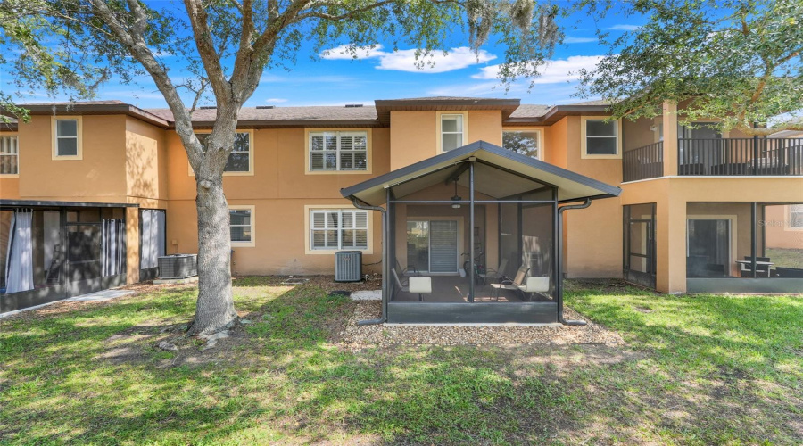 Davenport, Florida 33897, 3 Bedrooms Bedrooms, ,2 Bathroomsbathrooms,Residential,For Sale,Calabria,Mfro6313877