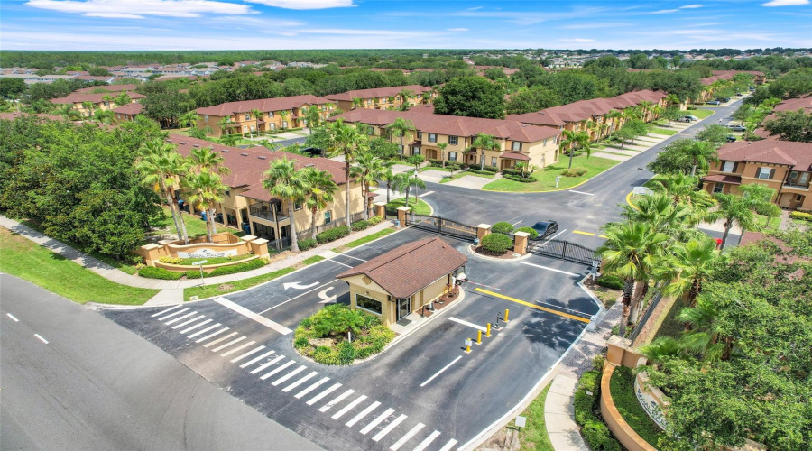 Davenport, Florida 33897, 3 Bedrooms Bedrooms, ,2 Bathroomsbathrooms,Residential,For Sale,Calabria,Mfro6313877