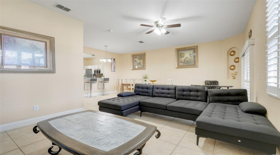 Davenport, Florida 33897, 3 Bedrooms Bedrooms, ,2 Bathroomsbathrooms,Residential,For Sale,Calabria,Mfro6313877