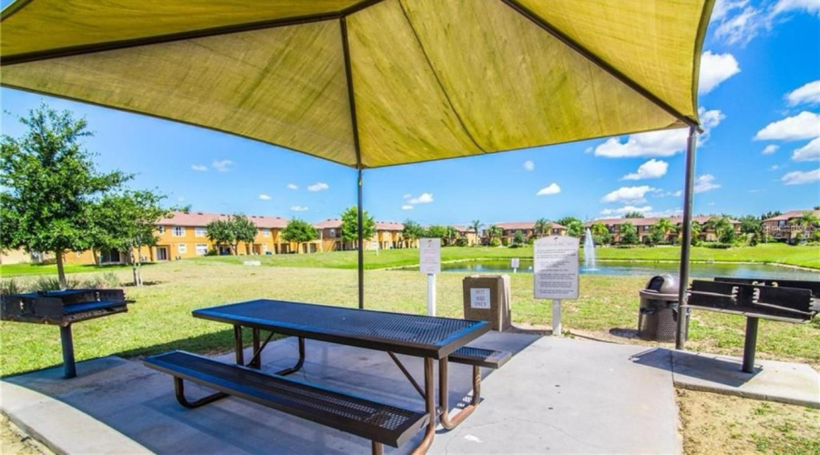Davenport, Florida 33897, 3 Bedrooms Bedrooms, ,2 Bathroomsbathrooms,Residential,For Sale,Calabria,Mfro6313169