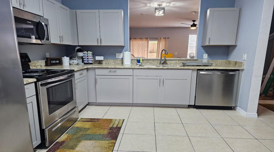Davenport, Florida 33897, 3 Bedrooms Bedrooms, ,2 Bathroomsbathrooms,Residential,For Sale,Calabria,Mfro6313169