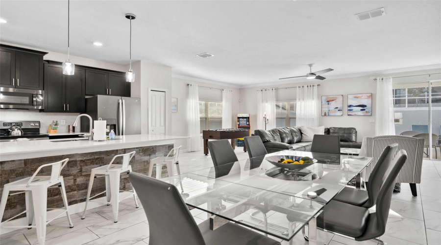 DAVENPORT, Florida 33896, 5 Bedrooms Bedrooms, ,4 BathroomsBathrooms,Residential,For Sale,CHALLENGE,MFRO6309427