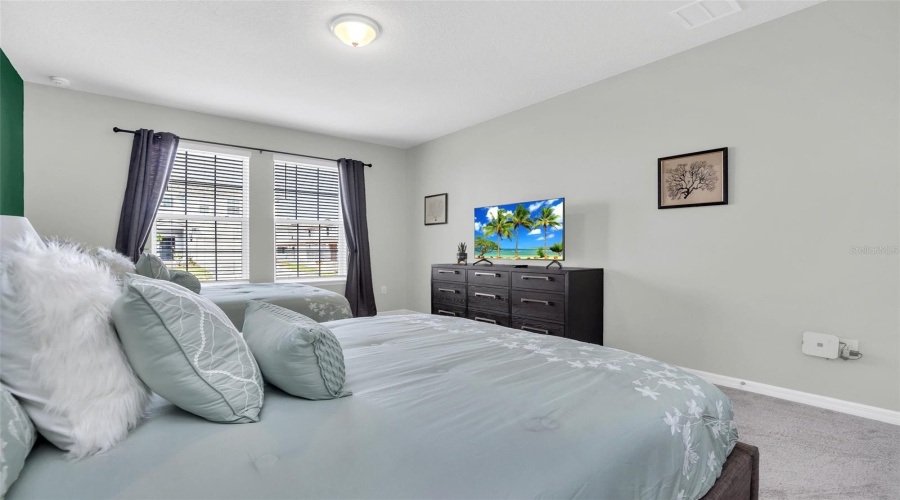 Davenport, Florida 33897, 10 Bedrooms Bedrooms, ,8 Bathroomsbathrooms,Residential,For Sale,Mahalo,Mfro6313409