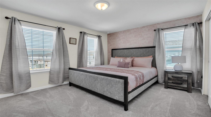 Davenport, Florida 33897, 10 Bedrooms Bedrooms, ,8 Bathroomsbathrooms,Residential,For Sale,Mahalo,Mfro6313409