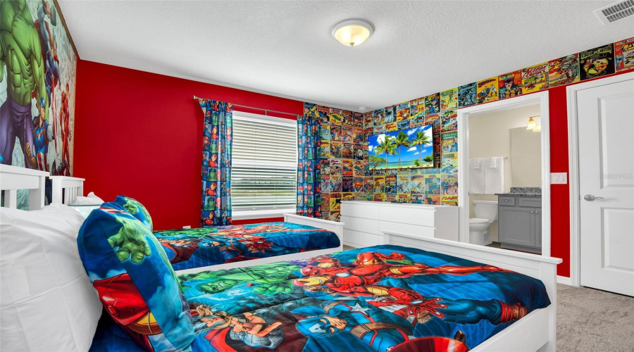 Davenport, Florida 33897, 10 Bedrooms Bedrooms, ,8 Bathroomsbathrooms,Residential,For Sale,Mahalo,Mfro6313409